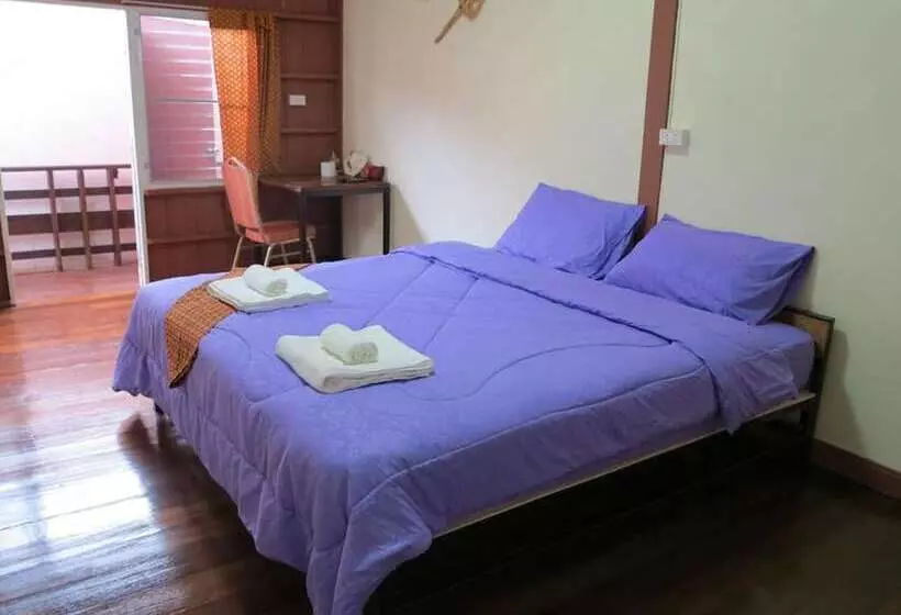 ペンション Baan Khun Ya Ayutthaya