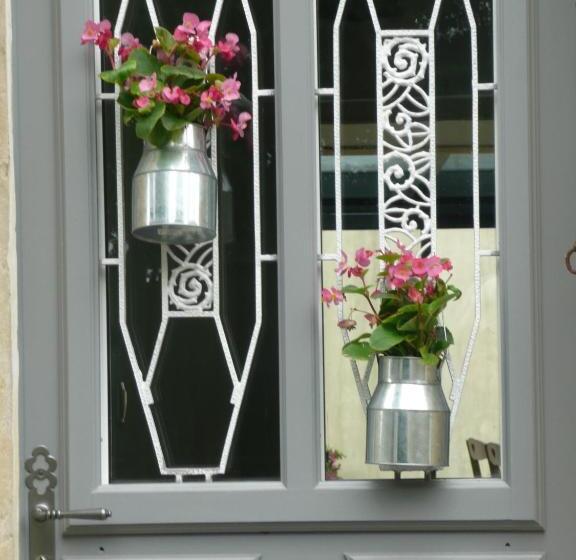 Majatalo Les Lilas De Bellefontaine