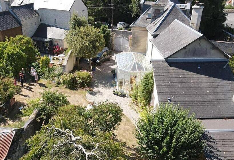 Majatalo Les Lilas De Bellefontaine