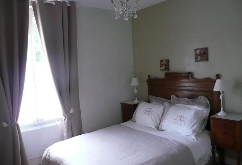 Majatalo Les Lilas De Bellefontaine