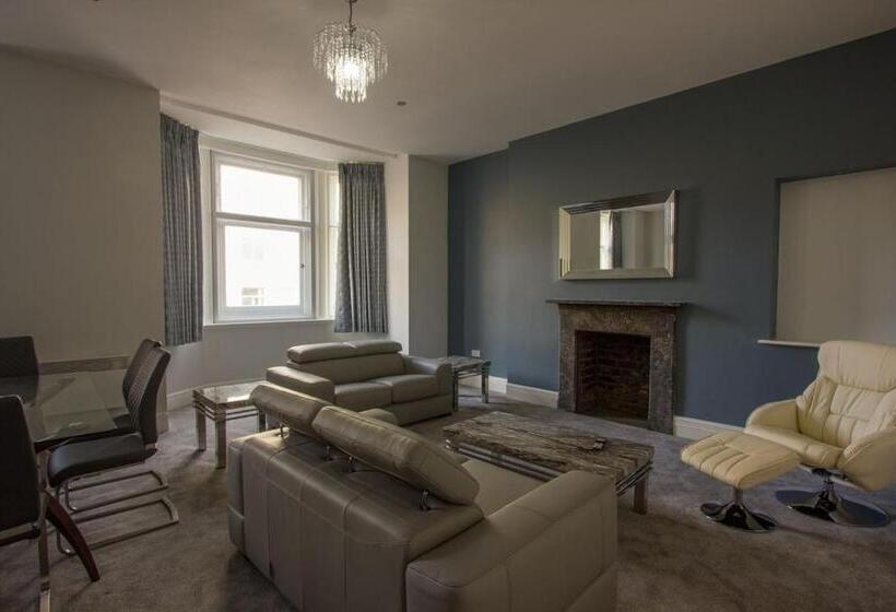 The Castle Collection   42 Castle Street