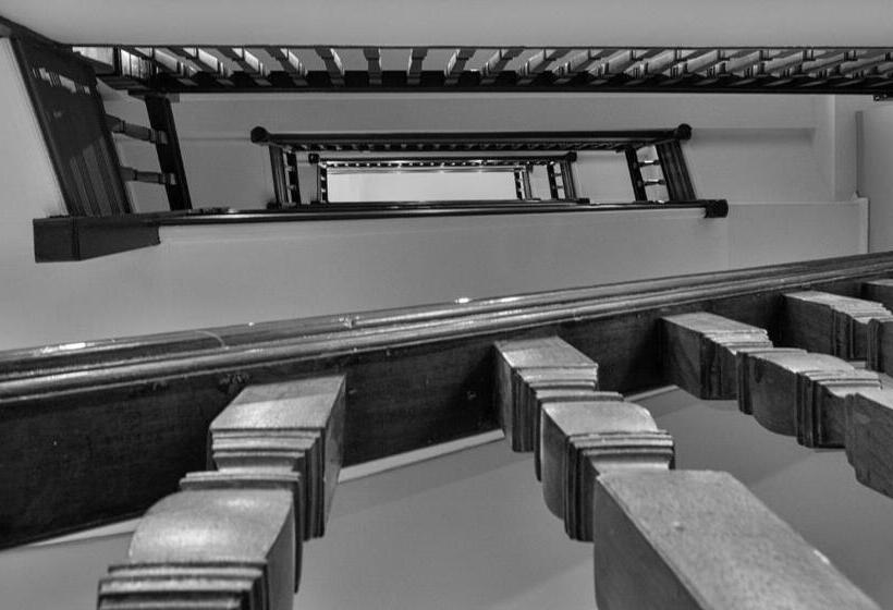 The Castle Collection   42 Castle Street