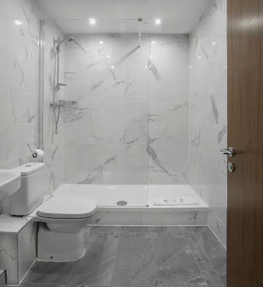 The Castle Collection   42 Castle Street