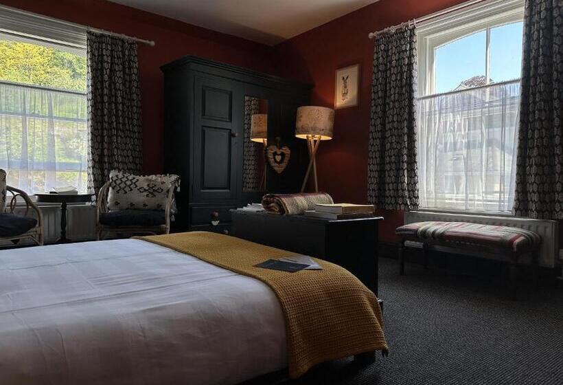 민박 One Drake Road, Tavistock, Devon