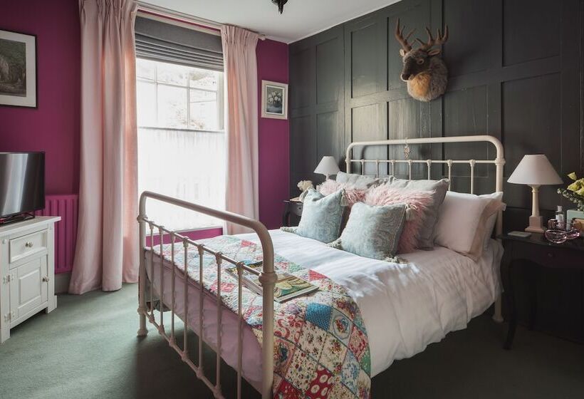 민박 One Drake Road, Tavistock, Devon