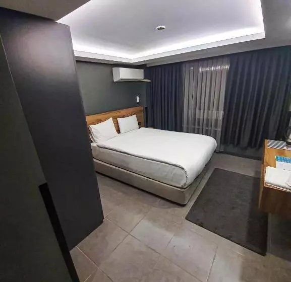 هتل B Loft