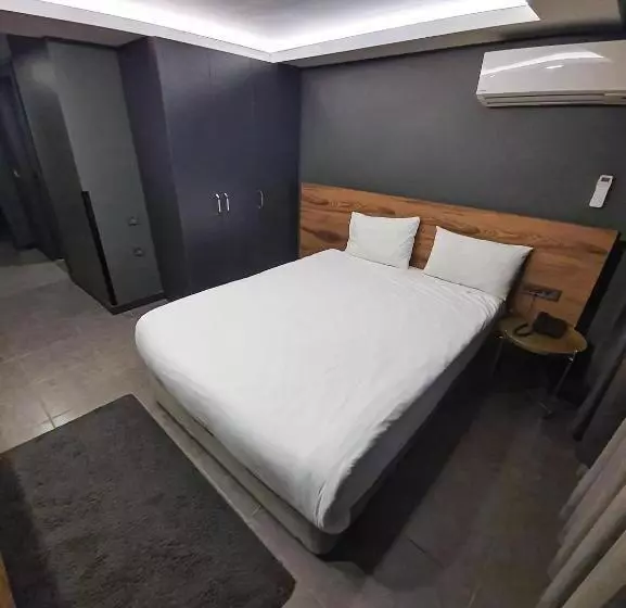 هتل B Loft