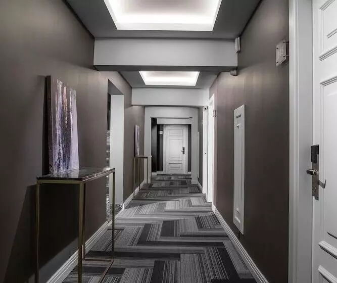 هتل B Loft