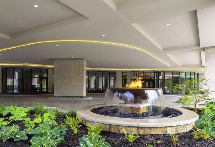 هتل Embassy Suites By Hilton Grand Rapids Downtown,mi