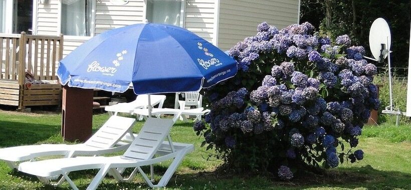 هتل Flower Camping Le Rompval