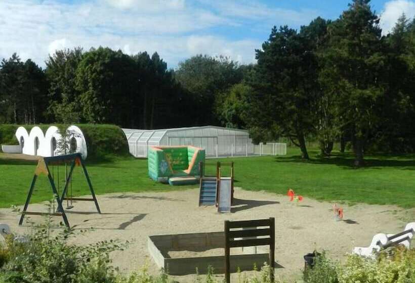 هتل Flower Camping Le Rompval