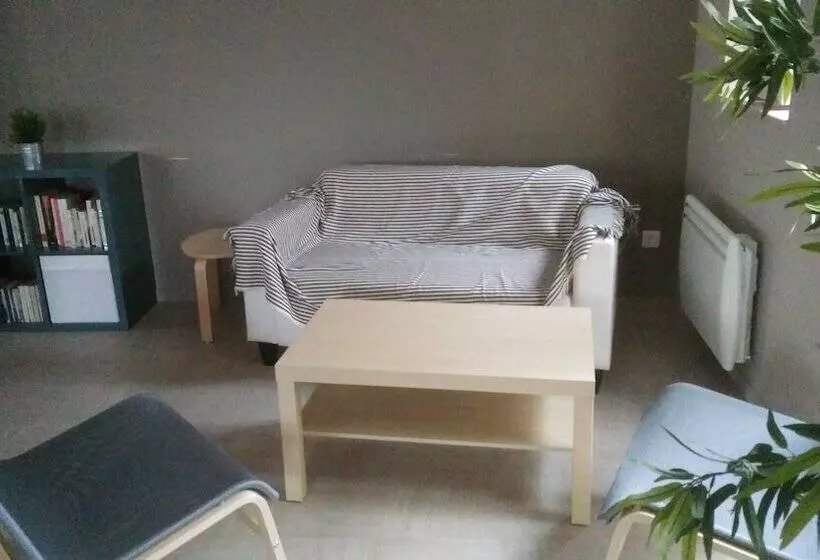 Hotelli Le Manoir Des Tourelles