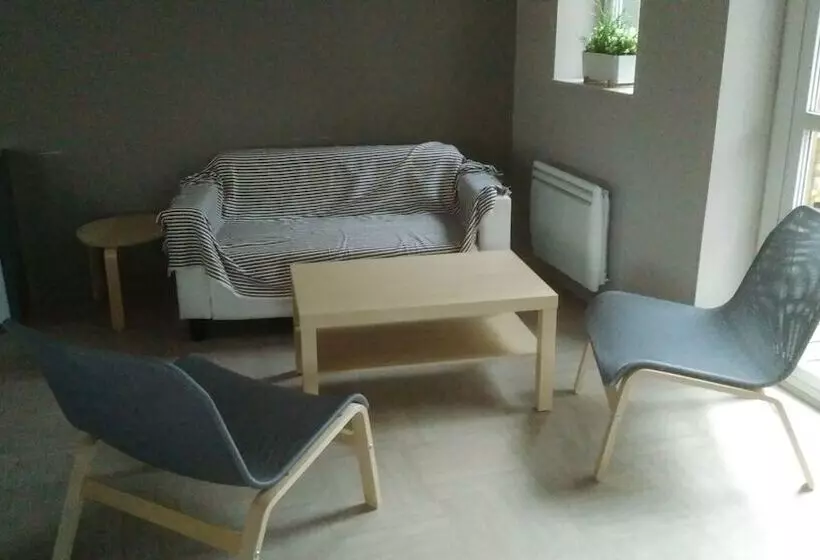 Hotelli Le Manoir Des Tourelles