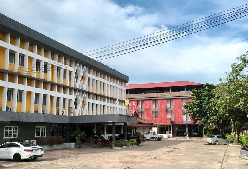 Szálloda Chainatgrand