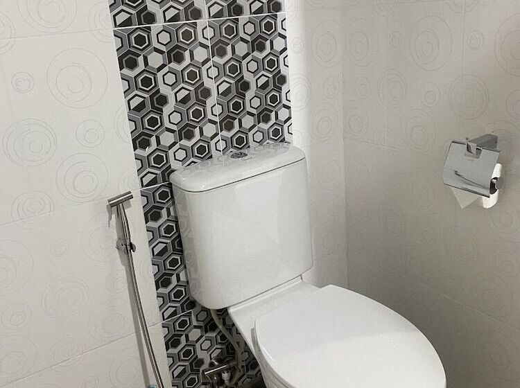 Szálloda Chainatgrand