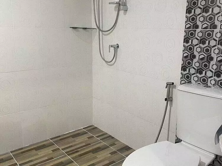 ホテル Chainatgrand