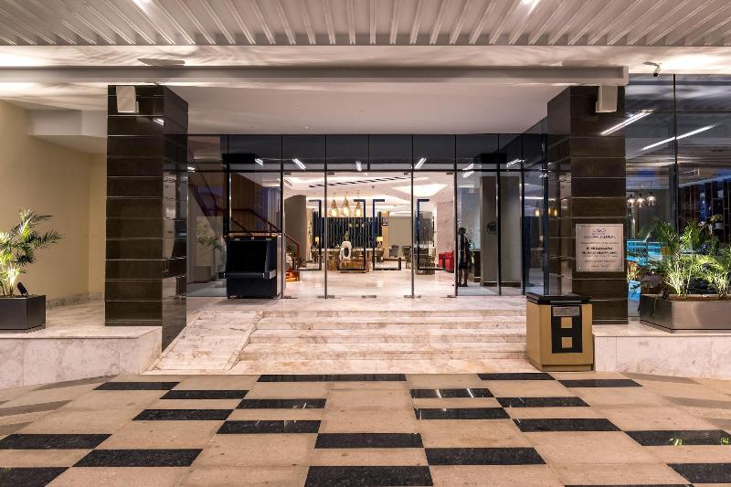 هتل Neelkanth Sarovar Premiere