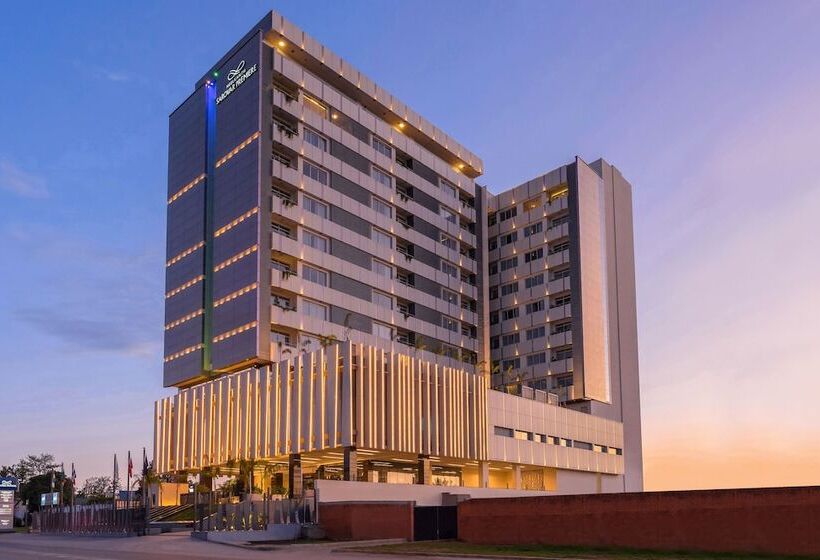 هتل Neelkanth Sarovar Premiere