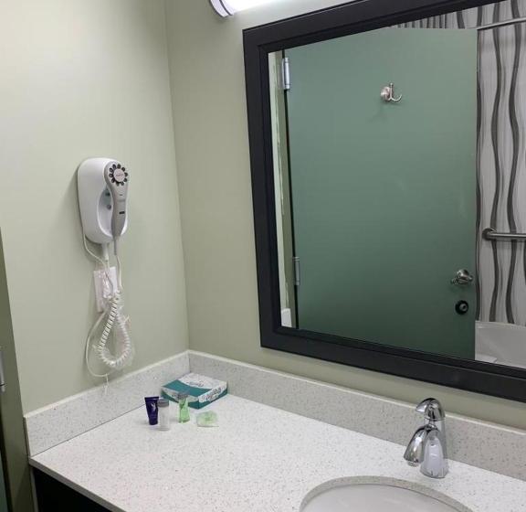 فندق Quality Inn