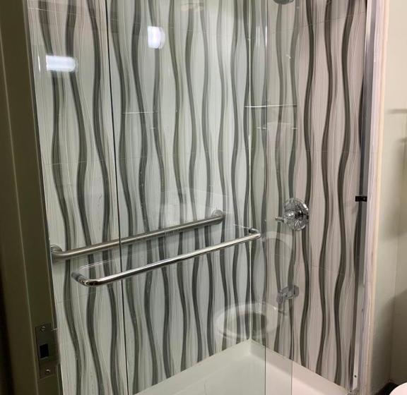 فندق Quality Inn