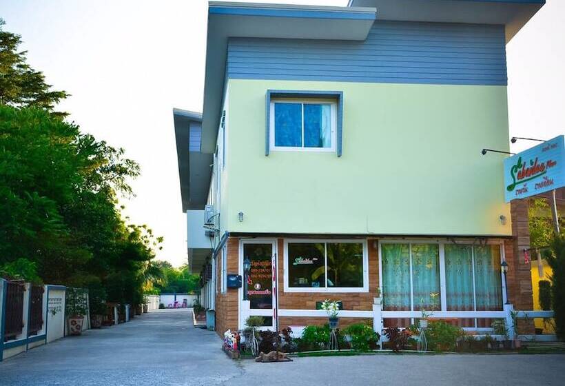 Отель Sabaidee Place