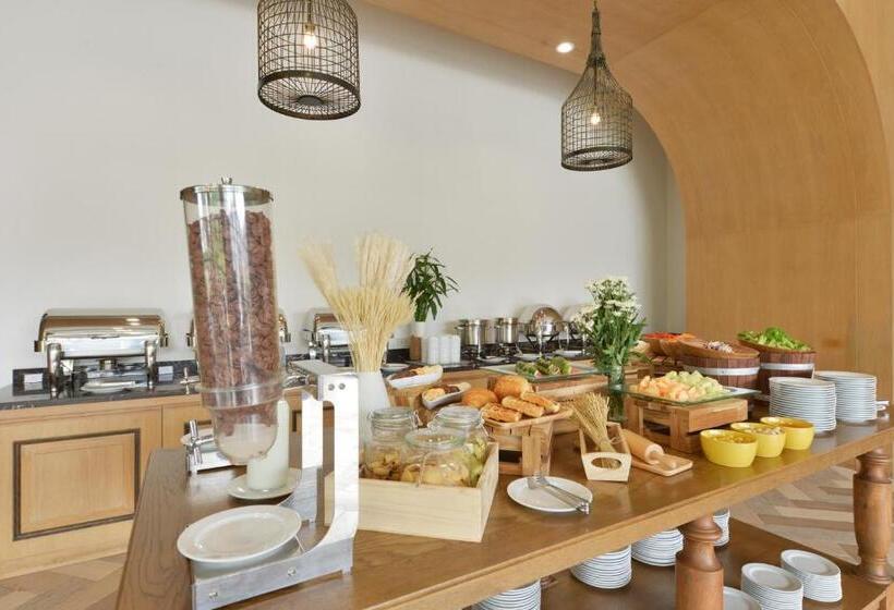 Hotel Vst Residence  Sha Plus Certified