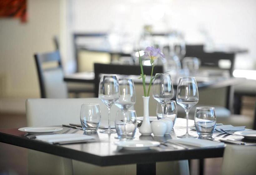 Ice House Apartments