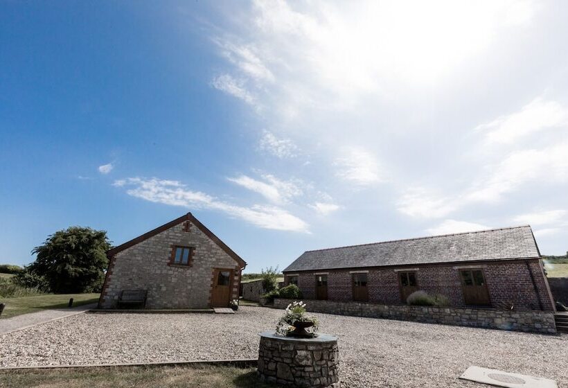 汽车旅馆 Farmers Barns