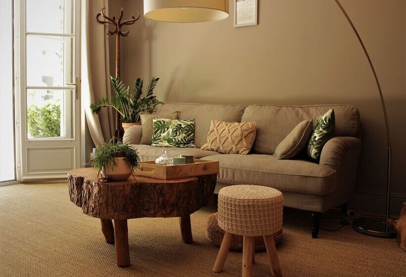 بنسيون Chambre D Hotes Les Rives De La Tronne