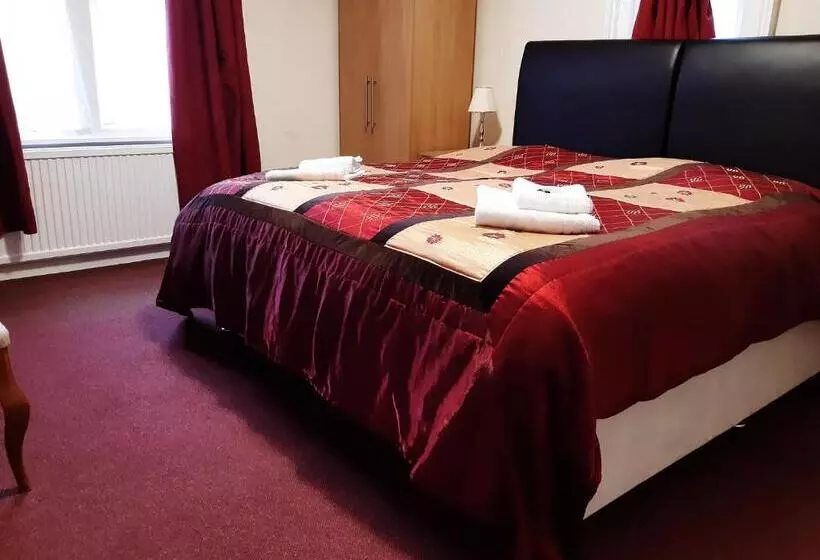 Majatalo The Russet House