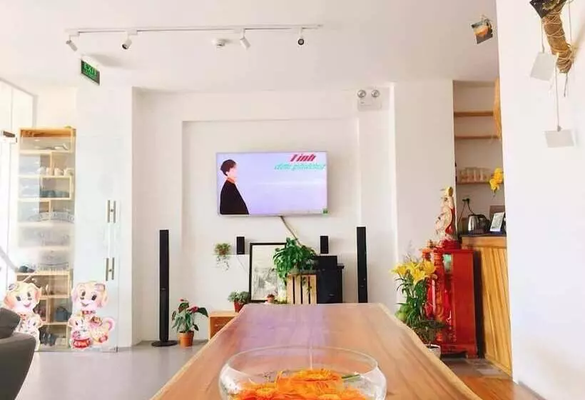 Retkeilymaja Homestay Thai's House