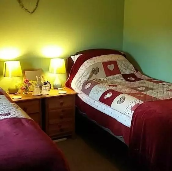 Aamiaismajoitus (B&B) Basset Cottage