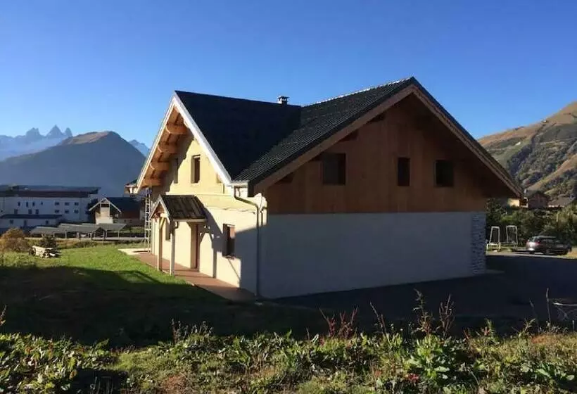 Aamiaismajoitus (B&B) Chalet La Belle Etoile