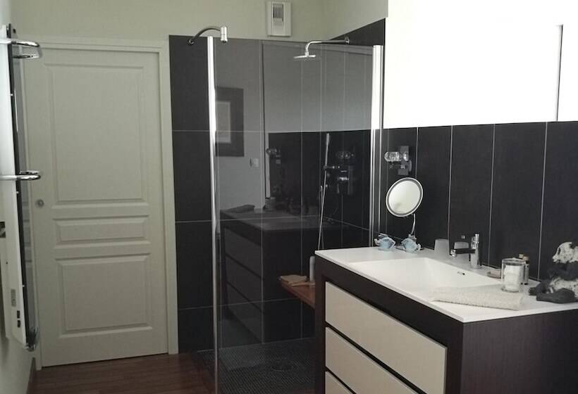 Bed and Breakfast Chambre D Hotes La Cigalière