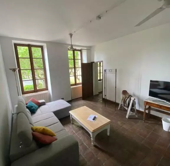 Aamiaismajoitus (B&B) Le Mas Saint Jacques