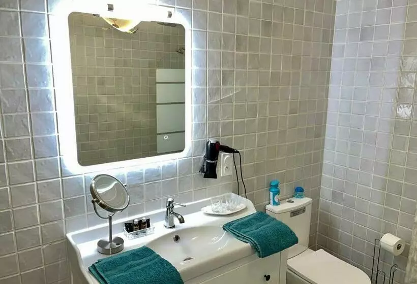 Aamiaismajoitus (B&B) Le Mas Saint Jacques