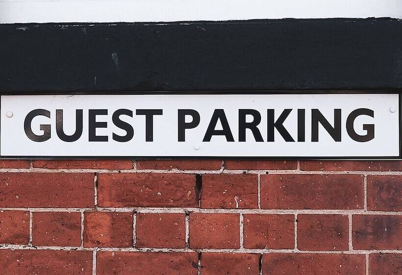 تختخواب و صبحانه Crescent Lodge Guest House