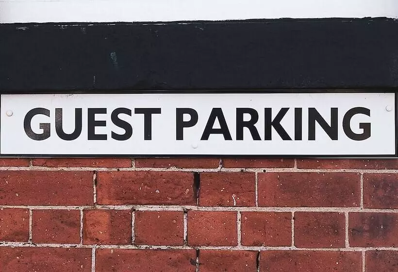 Aamiaismajoitus (B&B) Crescent Lodge Guest House