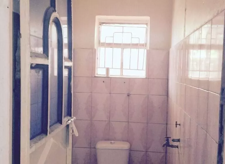 تختخواب و صبحانه Frina Buffalo Lodge