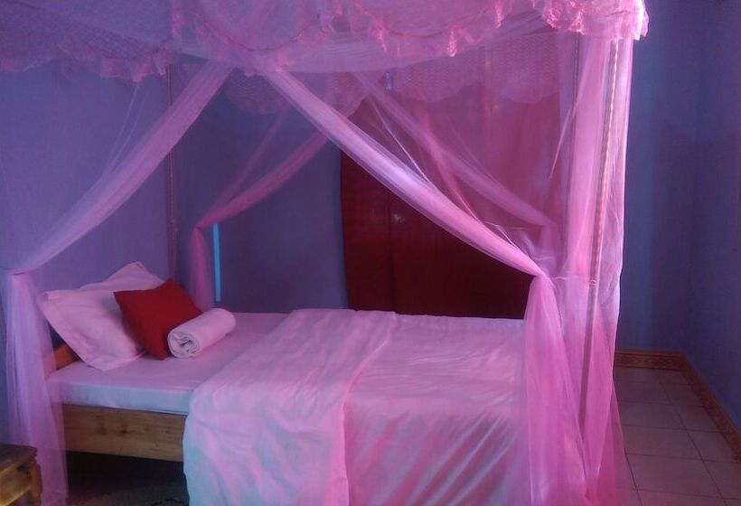 مبيت وإفطار Frina Buffalo Lodge