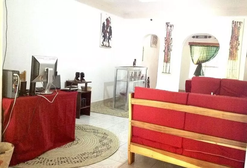 تختخواب و صبحانه Frina Buffalo Lodge