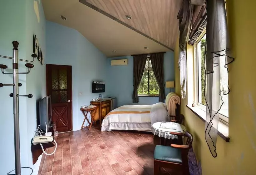 تختخواب و صبحانه Tengfangju Homestay
