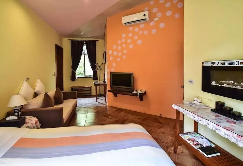 تختخواب و صبحانه Tengfangju Homestay