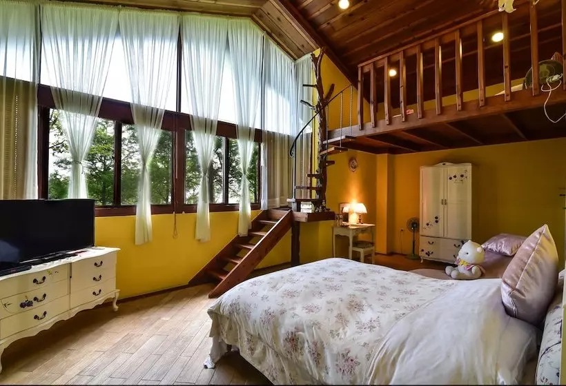 تختخواب و صبحانه Tengfangju Homestay