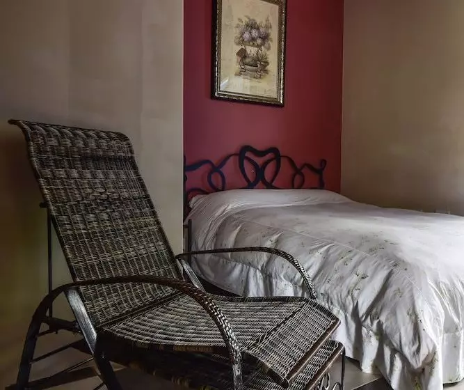 تختخواب و صبحانه Tengfangju Homestay