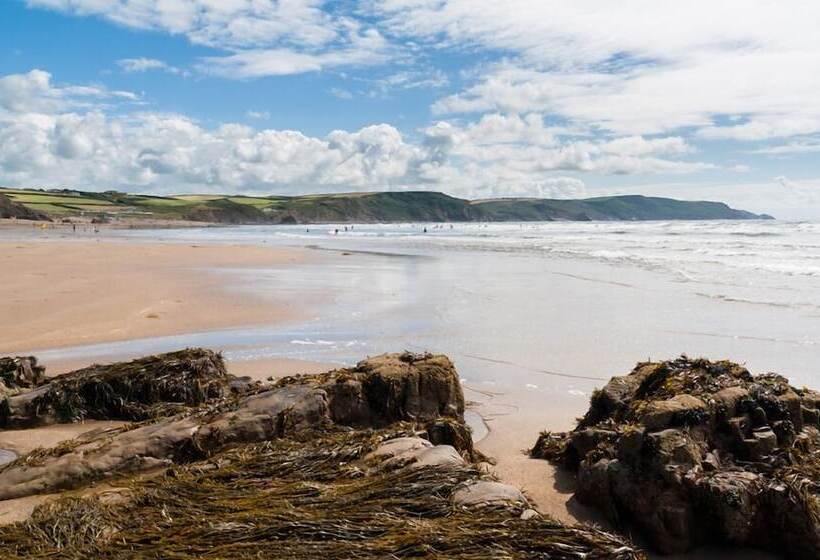 민박 The Barn At Collacott