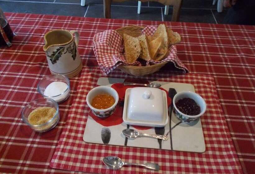 민박 The Barn At Collacott