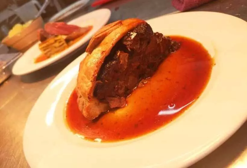 تختخواب و صبحانه The George Inn