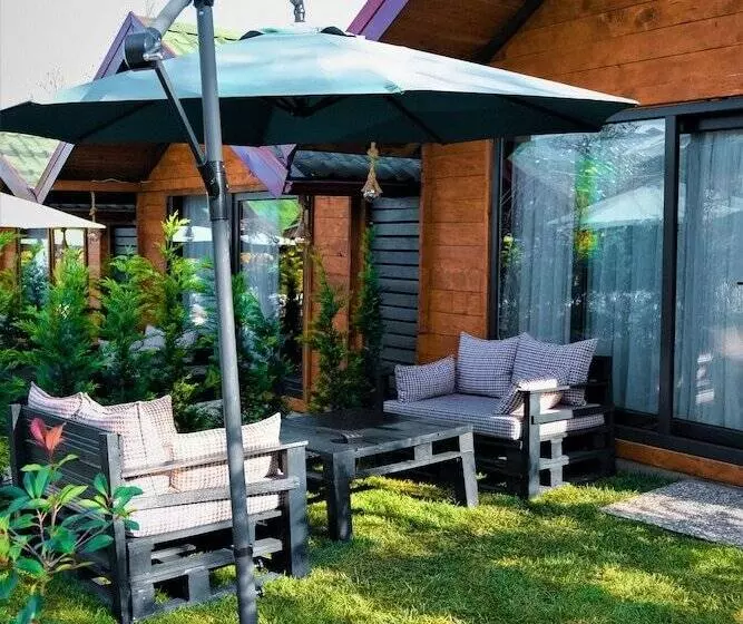 هتل Adesa Bungalow