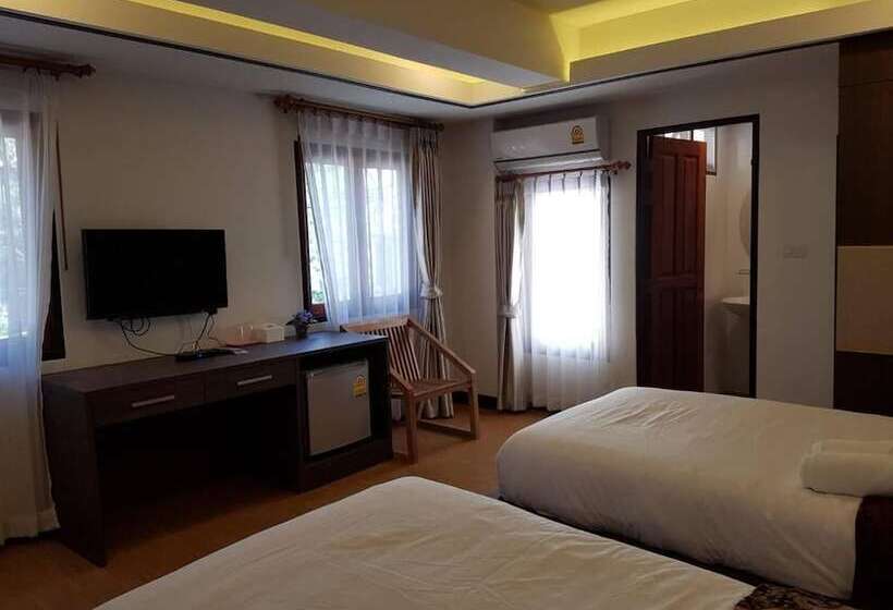 בית מלון כפרי Chorlada Lanna